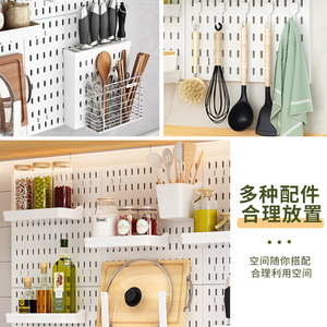 ชั้นวางของติดผนังครัวแบบ Pegboard ยี่ห้อ Qinfeng พร้อมตะขอแขวน ชั้นวางมีด ที่วางตะเกียบ สำหรับจัดระเบียบอุปกรณ์ทำครัว - Product Image 4