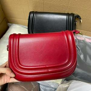 2025新产品马鞍包Pu皮革女士吊带手袋钱包批发时尚单肩包女士斜挎包 - Product Image 1