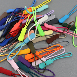 Extracteur de <span class=keywords><strong>fermeture</strong></span> à glissière tissé en caoutchouc plastique <span class=keywords><strong>remplacement</strong></span> d'extracteur de <span class=keywords><strong>fermeture</strong></span> à glissière de logo personnalisé conception 44 couleurs d'extracteur de <span class=keywords><strong>fermeture</strong></span> à glissière en PVC de cordon pour sacs - Product Image 5