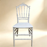 Chaise de salle à manger Charivari de mariage à prix le plus compétitif Chaise Napoléon en polypropylène blanc pour restaurant et café