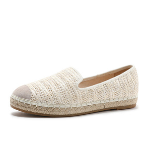 Espadrilles plates pour femmes en tissu tissé de haute qualité à motif paille, style mocassins bateau, fabriquées en Chine - Product Image 1