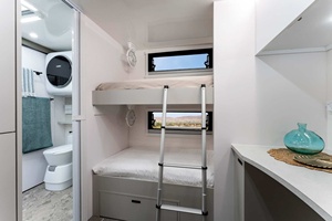 Ecocampor 24 pies cama triple todoterreno RV <span class=keywords><strong>caravana</strong></span> dos puertas <span class=keywords><strong>caravana</strong></span> remolque con cocina al aire libre y <span class=keywords><strong>baño</strong></span> <span class=keywords><strong>para</strong></span> la venta - Product Image 4