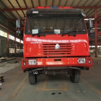 2022 nouveau camion de pompiers tout-terrain à brosse forestière personnalisé avec réservoir et pompe et treuil et équipement de sauvetage incendie robuste