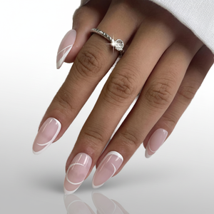 Vente en gros de 10 pièces de <span class=keywords><strong>faux</strong></span> ongles en acrylique de luxe, design français blanc, forme amande courte, faits à la main, pose facile, couverture complète - Product Image 1