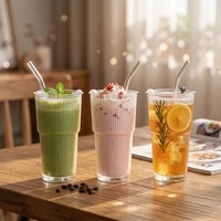Gobelet de voyage moderne unisexe en verre avec couvercle et paille – Design portable pour les fêtes, rayures verticales