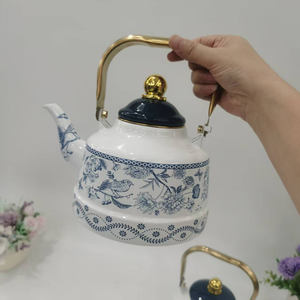 Venta caliente Nuevo diseño Antigua Forma de campana Esmalte Tetera con mango dorado Inducción de gas Esmalte disponible Hervidor hirviendo - Product Image 4