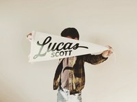 Drapeaux en feutre de laine personnalisés multicolores pour affichage mural promotionnel en gros pour anniversaires de crèches