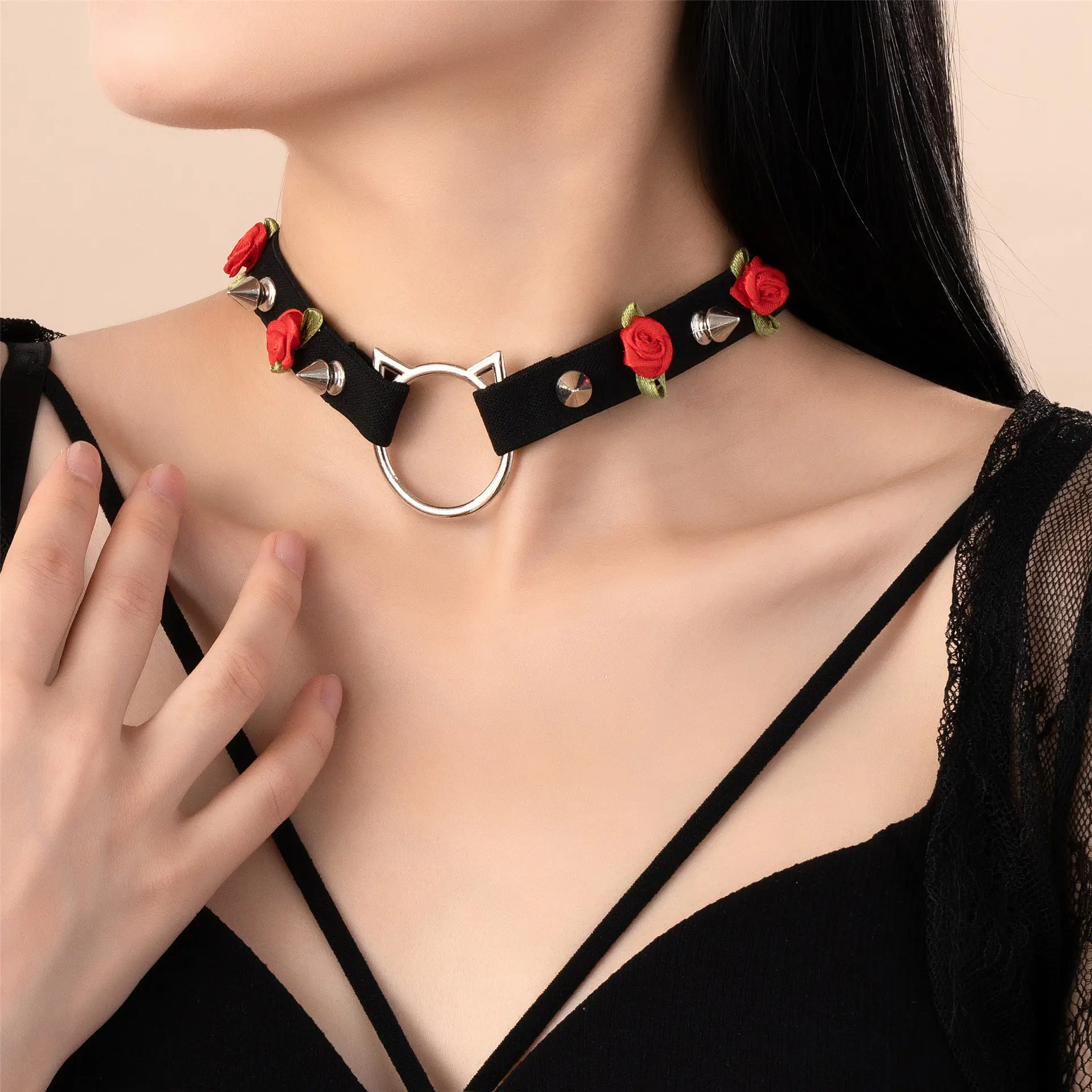 New Design Sexy Cute Cat Flower Choker Women Fashion Personalized Rivet Collar Clavicle Choker Necklace