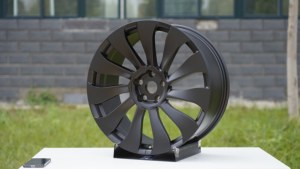 Neumático Radial de Aleación de Aluminio Forjado para Automóvil de Pasajeros, Nuevo, de Venta Rápida, para Todas las <span class=keywords><strong>Estaciones</strong></span>, Bajo Ruido, 50 mil Millas de Autonomía - Product Image 2