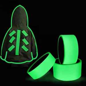Glow In The Dark Autocollants Film <span class=keywords><strong>Papier</strong></span> <span class=keywords><strong>Peint</strong></span> Nuit <span class=keywords><strong>Ruban</strong></span> Auto-<span class=keywords><strong>Adhésif</strong></span> Couleur Lumineux Vinyle <span class=keywords><strong>Ruban</strong></span> Mince <span class=keywords><strong>Pour</strong></span> Vêtements Ou Escaliers - Product Image 5
