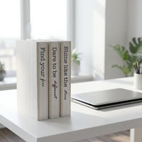 Livres décoratifs factices en carton écologique, pliables et à plat, accessoires de décoration intérieure avec mots inspirants sur le dos