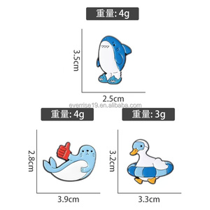 맞춤형 금속 공예 옷깃 핀 소프트 하드 에나멜 브로치 배지 크리스마스 국경일 철 아연 합금 빠른 생산 - Product Image 4