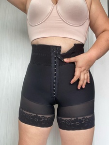 Venta al por mayor mujeres colombianas fajas alta látex cintura levantador de glúteos Control de barriga cintura media muslo Shaper BBL pantalones cortos - Product Image 4