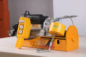 Pabrik Cina 1 Ton mengangkat Lift kargo mengangkat kerekan listrik Mini portabel <span class=keywords><strong>Winch</strong></span> - Product Image 4