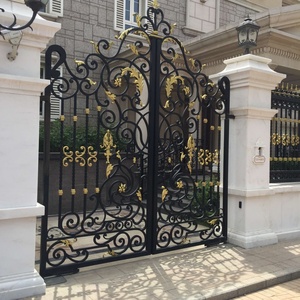 Elegante cancello in ferro battuto moderno fatto a mano - Product Image 2