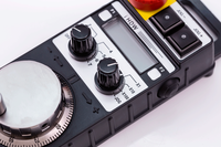 Excelente calidad iHDW-L Wireless Mpg Generador de pulsos manual Muestra el estado de las funciones con LCD para mostrar la coordinación