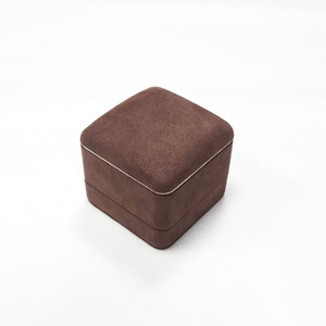 Caja de almacenamiento de relojes de cuero PU de lujo personalizada con logotipo personalizado - Product Image 2
