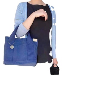 Sac fourre-tout en toile Besto de haute qualité 16OZ à multiples poches, sac à bandoulière portable en coton pour femme, idéal pour l'été et les activités de plein air - Product Image 2