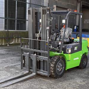 Montacargas Eléctrico de 3 Toneladas CPD30 de Grado Profesional para Aplicaciones de Almacenamiento en Frío y <span class=keywords><strong>Alquiler</strong></span> - Product Image 6