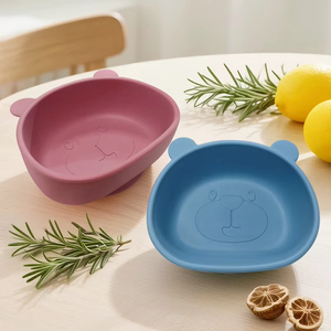 Bol portable en silicone pour tout-petits avec motif ours, couvercle profond, base antidérapante, bol d'apprentissage de l'auto-alimentation pour bébés garçons et filles, cuisine - Product Image 3