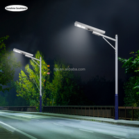 Lampadaire solaire intégré en aluminium moulé sous pression 30W avec détecteur de mouvement, étanche IP65, lampe LED pour extérieur, campus, routes et parkings