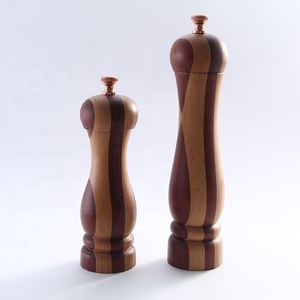 Moulin à poivre en <span class=keywords><strong>bois</strong></span> de hêtre et de frêne de 6 pouces - Product Image 1
