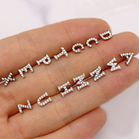 Gaby Alphabet 16G ASTM F136 Titane de qualité implantable Anneau de lèvre plat Cartilage Piercing Labret à enfiler Bijoux de piercing corporel Vente en gros