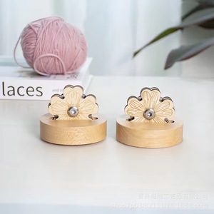 Wooden Creative Wire Cutter Petal Shape Solid <b>Wood</b> Craft <b>Tool</b> For Yarn <b>Cutting</b> - Product Image 2