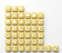 Porte-clés personnalisé imprimé en 3D avec bouton-pression, jouet anti-stress DIY avec lettre, nom ou icône, cadeau de bureau mignon et pastel