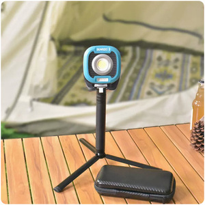 Soporte de Luz para Exteriores, Trípode de Aleación de Aluminio de 135 cm, Soporte de Escritorio y Suelo para Linterna - Product Image 1