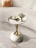 Petites Tables Basses Mobiles Modernes de Luxe Rétro en Métal Rondes Simples Style Nordique Portables pour Salon ou Chevet de Chambre