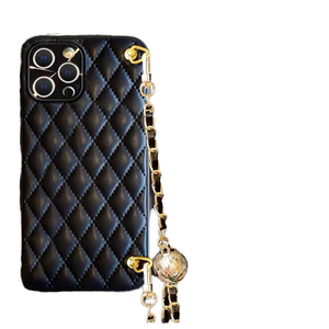 Étui de protection en <span class=keywords><strong>cuir</strong></span> de luxe pour <span class=keywords><strong>iPhone</strong></span> 14 16promax pour coques de téléphone <span class=keywords><strong>Apple</strong></span> avec accessoire de chaîne élégant - Product Image 6
