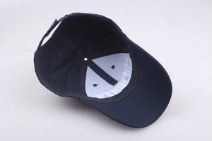 Casquette de baseball avec broderie de lettres DF CR1 et bande élastique intégrale - Product Image 5
