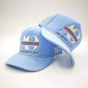Gorra de Béisbol Hip Hop Personalizada con Logotipo 3D en Relieve, 5 Paneles, Malla Espiga, Bordado y Espuma - Product Image 3