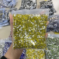 Xulin Vente en gros de cristaux de verre de qualité supérieure AB Non thermocollants pour la décoration des ongles