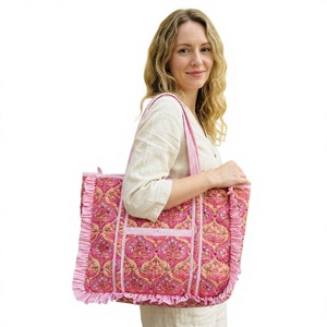 Bolso Tote Grande Acolchado de Algodón Premium con Estampado Floral, Bolso de Hombro Acolchado Suave para Mujer, para Compras Diarias y Viajes de Fin de Semana - Product Image 1