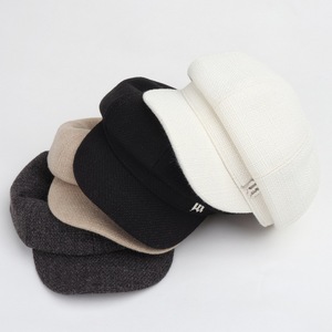 Casquette Newsboy en Laine avec Logo Métallique pour Femme – Chapeau Décontracté Automne Hiver Tendance à Huit Panneaux - Product Image 2