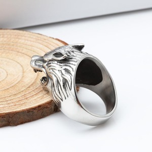 Bague Tête de Loup pour Homme, Bijou Tendance en Acier Titane, Design Zodiaque Animal, Cadeau, Couleurs Argent, Or, Noir - Product Image 4