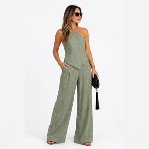 Conjunto de 2 Piezas para Mujer, Top Halter Asimétrico y Pantalones Anchos con Remaches, Color Verde Salvia Sólido, Atuendo Elegante de Verano - Product Image 1