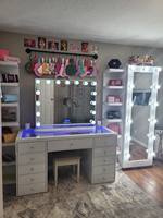 Offre Spéciale : Coiffeuse de Luxe Moderne Effet Diamant avec Miroir