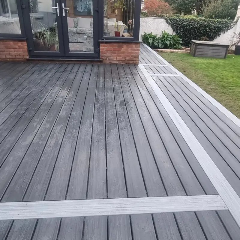 Decking composito rivestito per pavimenti ingegnerizzati in legno usato da giardino impermeabile decking WPC