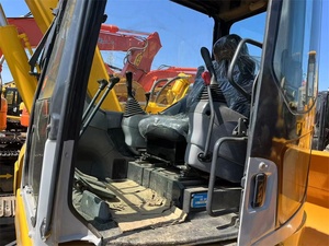 รถขุดไฮดรอลิกมือสอง Komatsu PC78US-6 สภาพดี เหมาะสำหรับงานปรับปรุงเมือง - Product Image 3