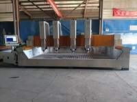 Nouvelle machine de gravure sur pierre tombale en granit à quatre têtes, conçue en 3D, avec routeur CNC, puissance de 5,5 kW, longueur de coupe maximale de 1500 mm, moteur.