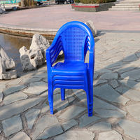 Chaise en polypropylène bleu moderne et durable, empilable, avec accoudoirs, pour restaurant commercial, café, événement, loisirs, chaise en plastique