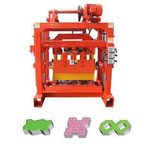 Máquina <span class=keywords><strong>para</strong></span> Fabricar <span class=keywords><strong>Bloques</strong></span> <span class=keywords><strong>de</strong></span> Hormigón Huecos, Tipo Pequeño QTJ4-40 - Product Image 1