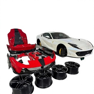 Kit carrosserie complet en fibre de carbone avec jupes latérales et diffuseur arrière pour Ferrari 812 Superfast, style OEM, garnitures de carrosserie extérieures - Product Image 3