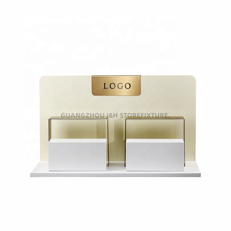 New Wall mounted Glasses Holder Props