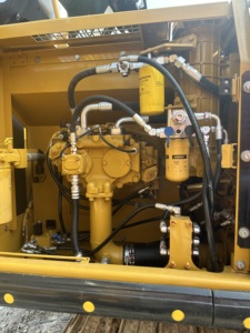รถขุดตีนตะขาบ Caterpillar329D มือสอง น้ำหนัก 29 ตัน ระบบไฮดรอลิก นำเข้าจากญี่ปุ่น สภาพดี ชั่วโมงการใช้งานต่ำ ราคาถูก - Product Image 5