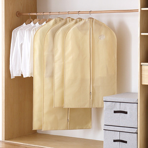 <span class=keywords><strong>Housse</strong></span> de vêtement grise non tissée pliable pour le rangement suspendu des vêtements, idéale pour les voyages et le déménagement, avec poche intégrée - Product Image 5