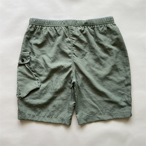 กางเกงขาสั้นชายหาดคลาสสิกกันน้ำแห้งเร็วสำหรับผู้ชาย CP Luxury Dropshipping Casual Waterproof Company - Product Image 3